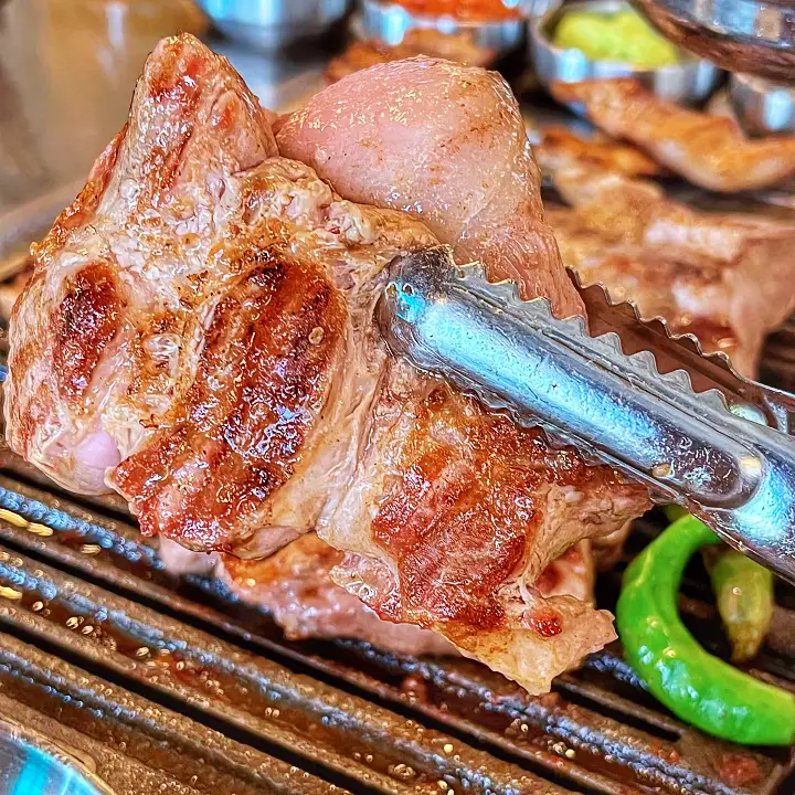 생방송오늘저녁 은평구 녹번역 숙성 돼지고기 주먹고기 숯불 구이 맛집 추천