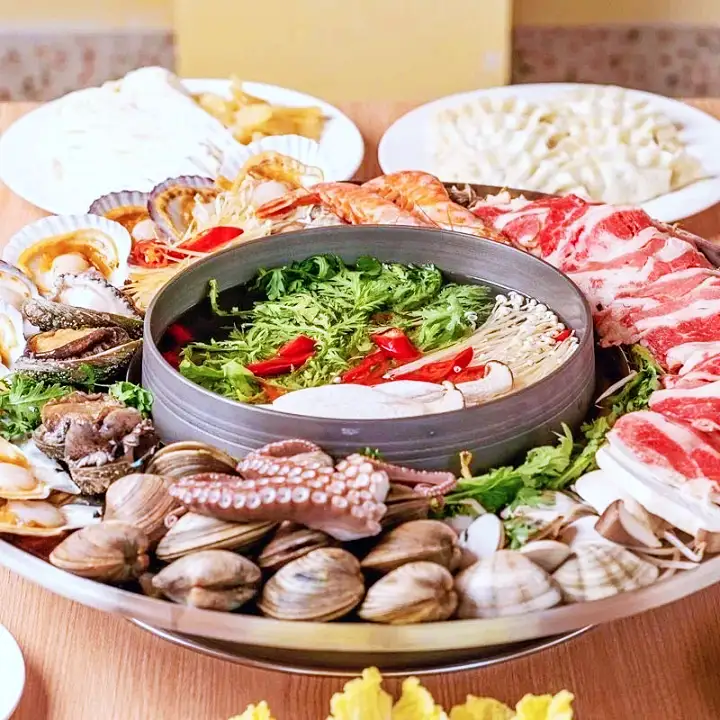 겨울엔 오감만족 오이도 맛집 추천 생방송투데이 꽃쟁반 해물칼국수 오늘방송 리얼 맛집