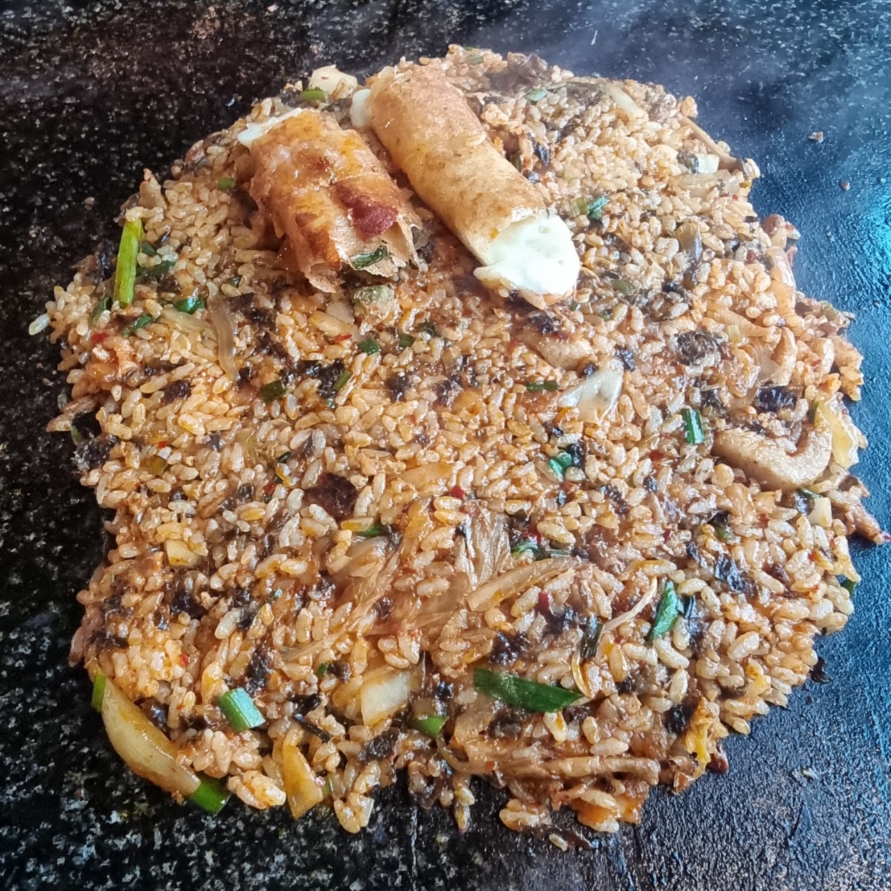 볶음밥
오리 볶음밥