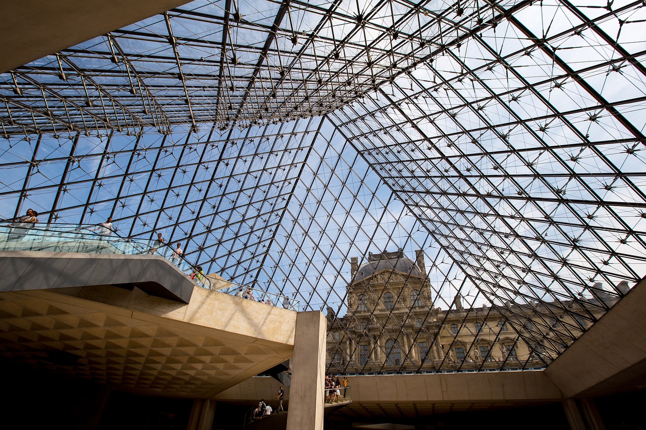 루브르 피라미드 (Louvre Pyramid)