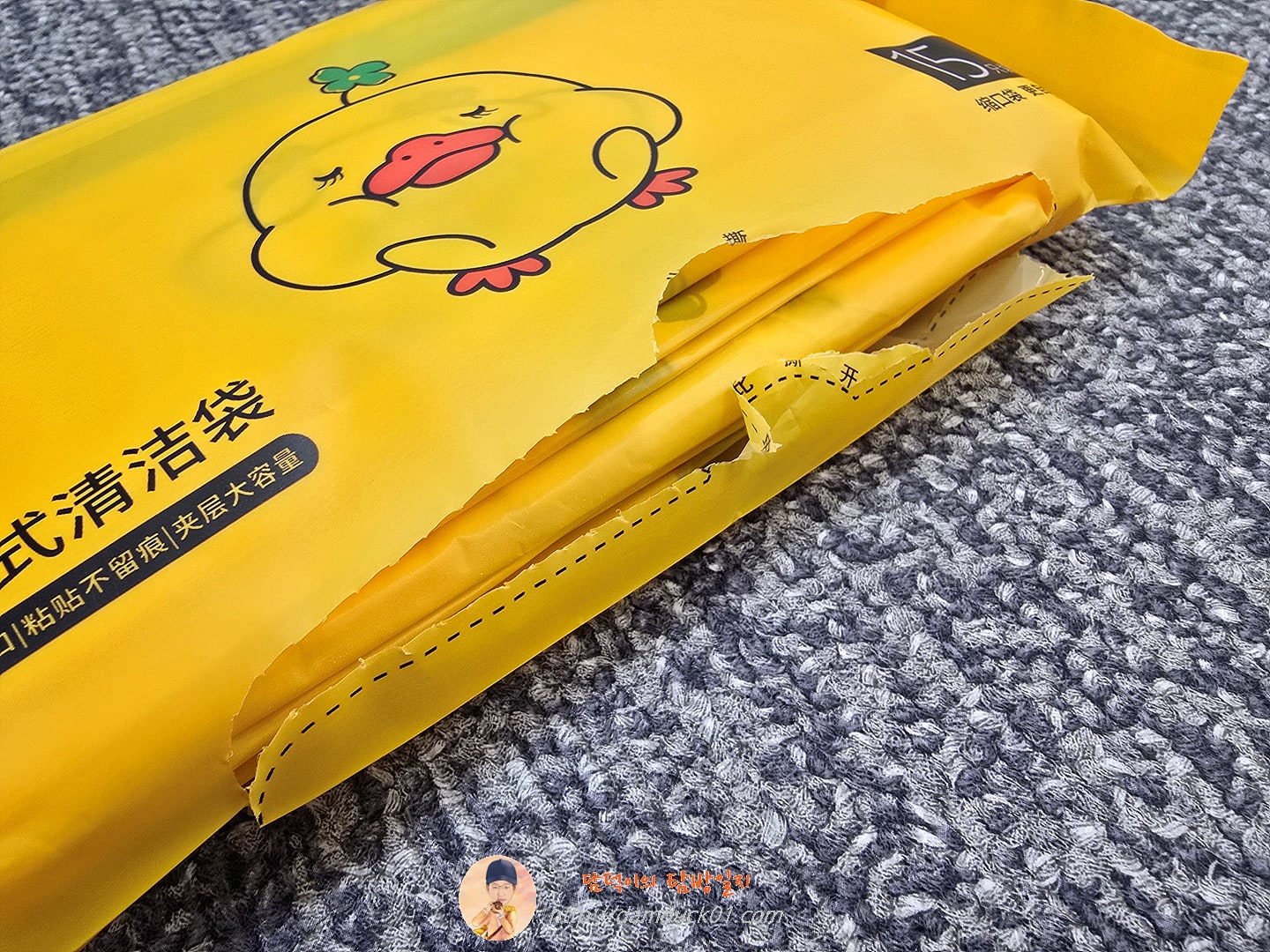 15 개/갑/팩 접착제 자동차 쓰레기 봉투 일회용 자동차 인테리어 매달려 다기능 깨끗한 가방 작은 비닐 봉투 자동차 쓰레기통