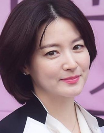 이영애
