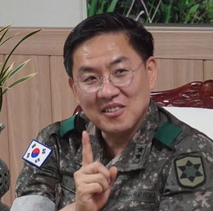 이진우 중장 프로필