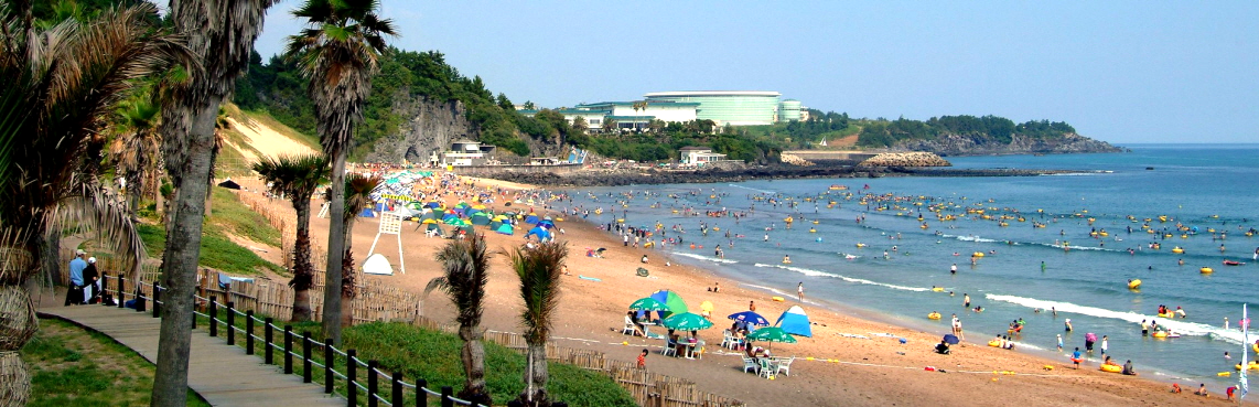 중문 색달 해수욕장 전경