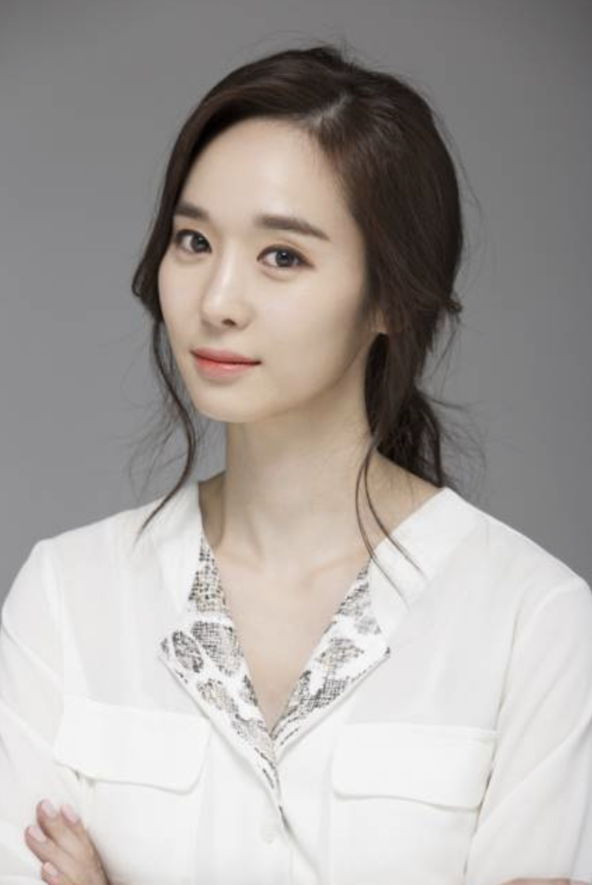 배우 한수연