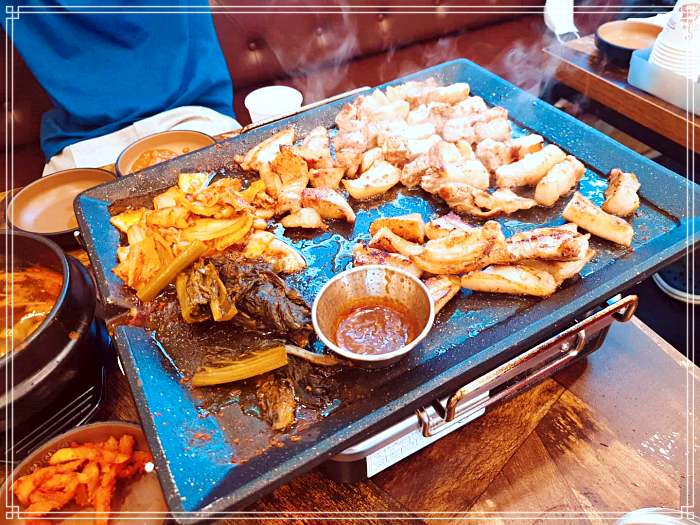 생방송투데이 김포 고촌 삼겹살과 김치의 환상 호흡! 팔도 김치 삼겹살 맛집