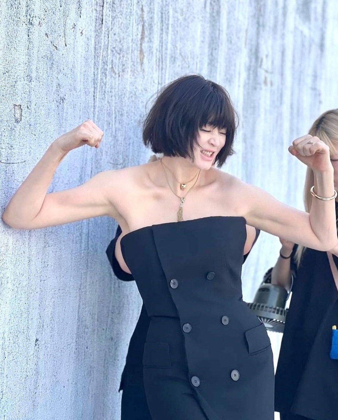 김혜수 엄마 빚 근황 나이 학력 유해진 결혼 가족관계 데뷔부터 근황까지 총정리