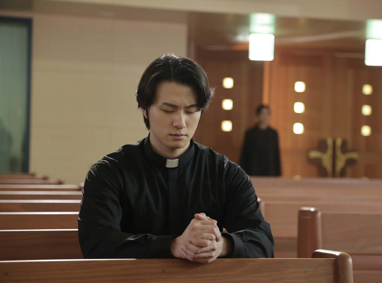 기도하는 신승호 배우님