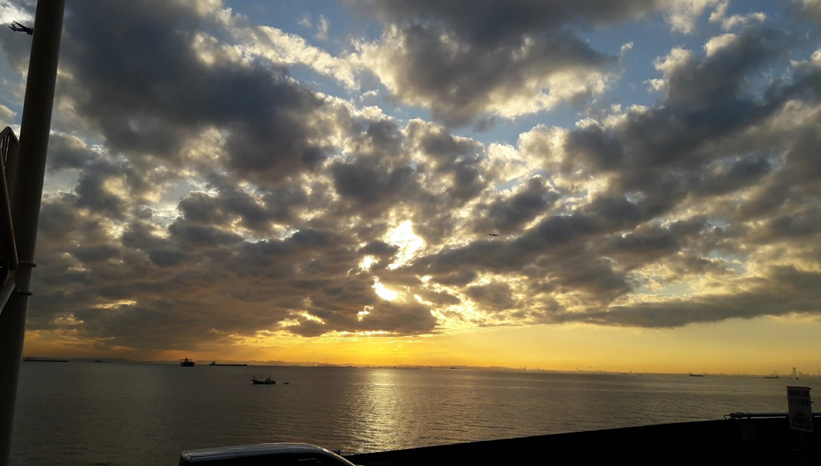 우미호타루 풍경, 해질녁의 석양