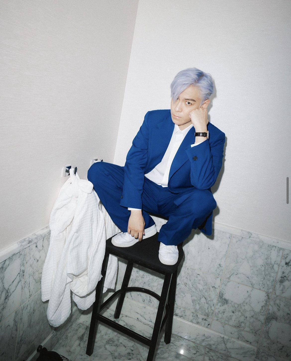 솔로 발표를 예고한 탑