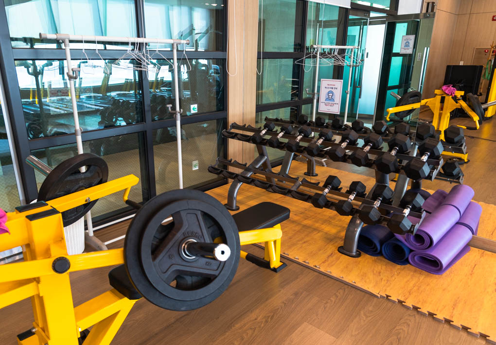 속초 라마다 호텔 헬스장