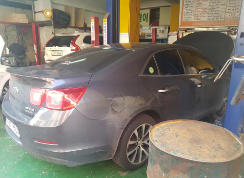 말리부-에어컨컴프레셔-교체