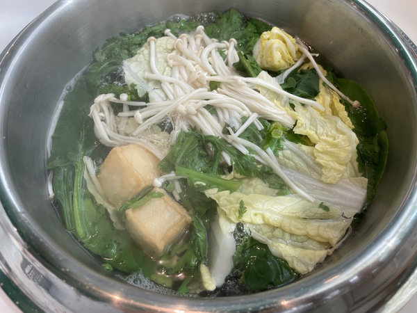 봄담아 샤브샤브 동탄_멸치 육수