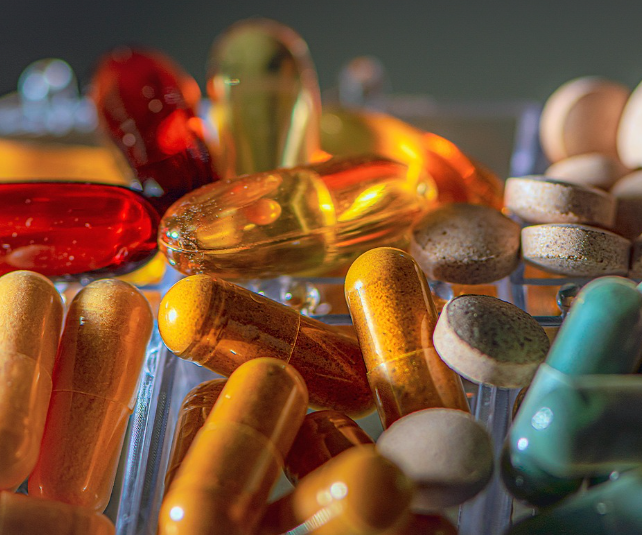 40대에 필요한 영양소 분석 (비타민D, 오메가3, 칼슘)