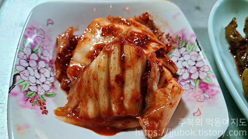 안산식당-밑반찬-김치