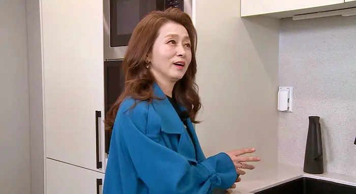 구해줘홈즈 서울 전세 강남역 40분 투룸 3억 8천 반전세 월세 50만 조실장 박하나 문희경 우화한세계 이거에반하니 세상에일원집이 투룸인가벽 금사빠천사빠 소개