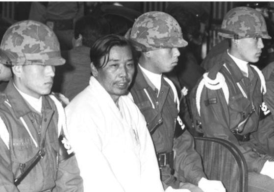 영웅인가? 죄인인가? 박정희 프로필