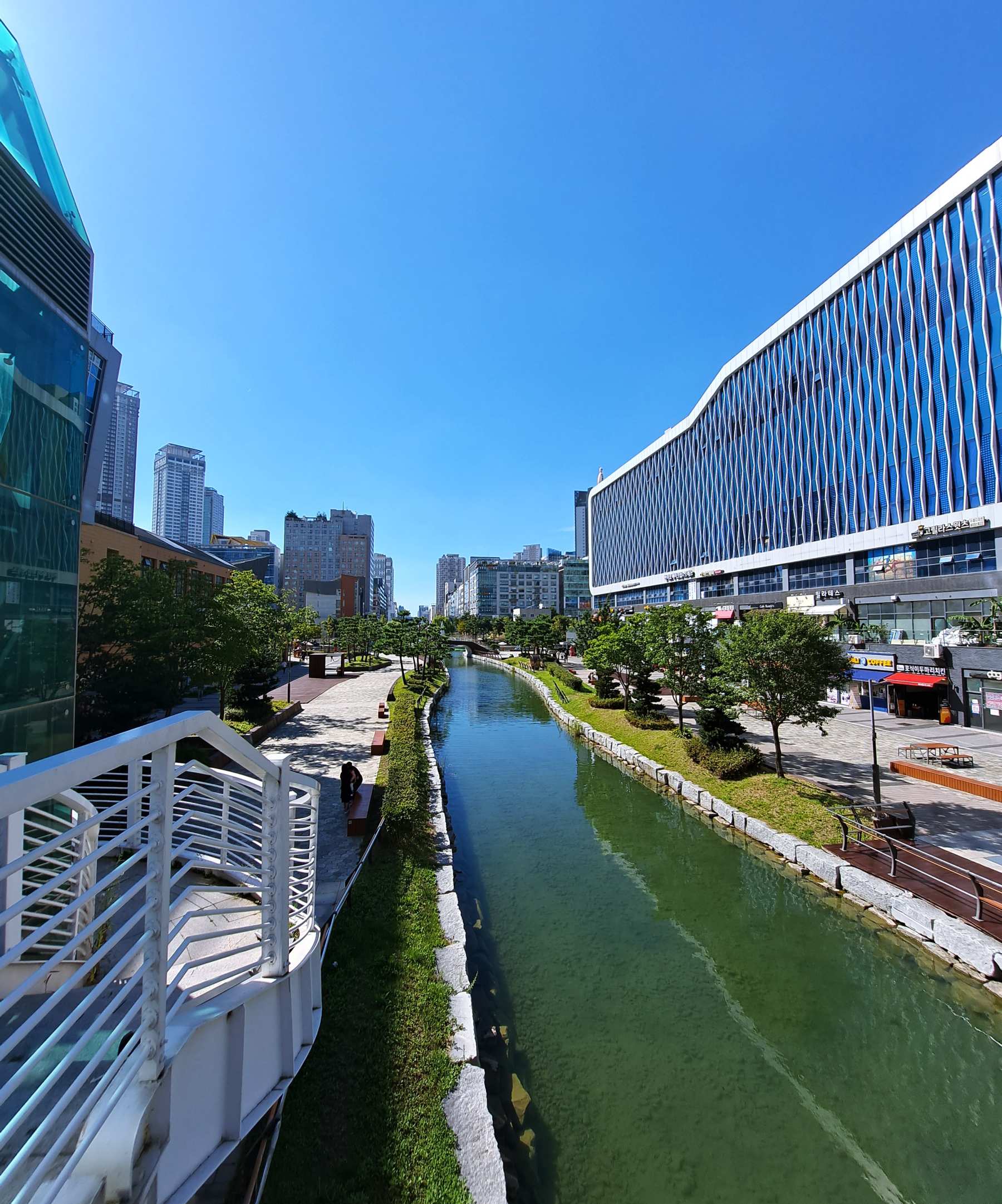 청라 커넬웨이 수변