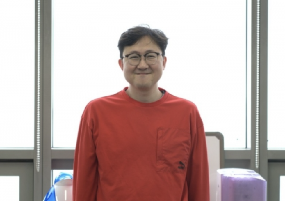 유재일 정치성향