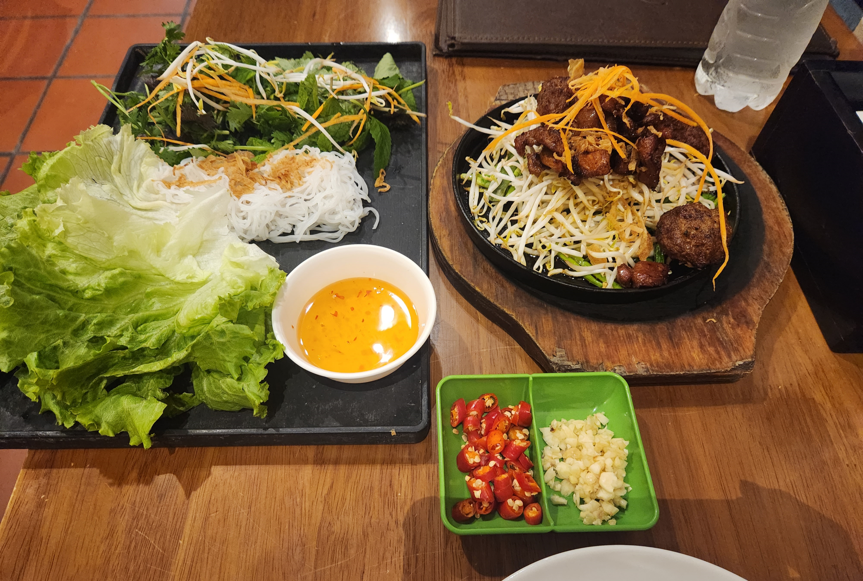TUNG&#39;S KITCHEN 분짜