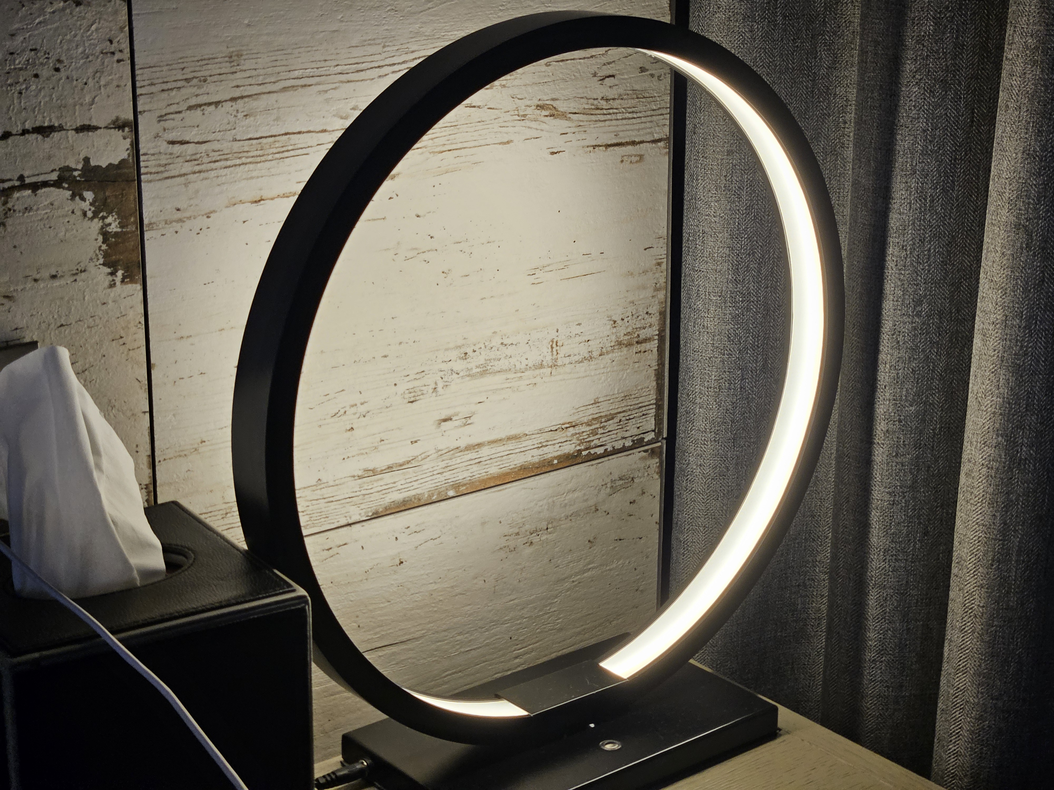 포포인츠 바이 쉐라톤 서울 강남 조명