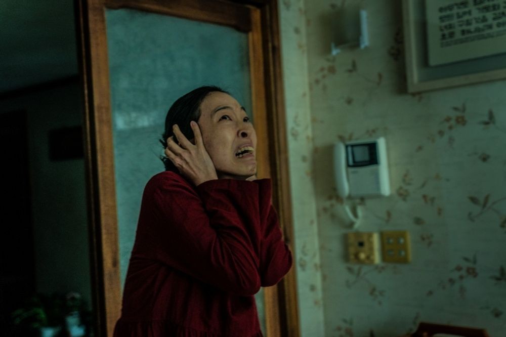 블록버스터 꺾고 역주행한 현실 공포 영화