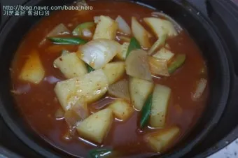 감자찌개 만드는 법 감자찌개 레시피 감자짜글이 끓이는법_7