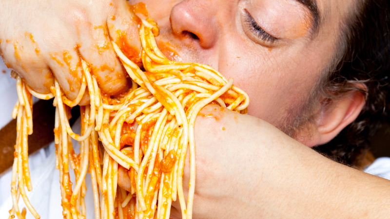 음식에 대한 통제가 없는 무서운 장애. 폭식장애