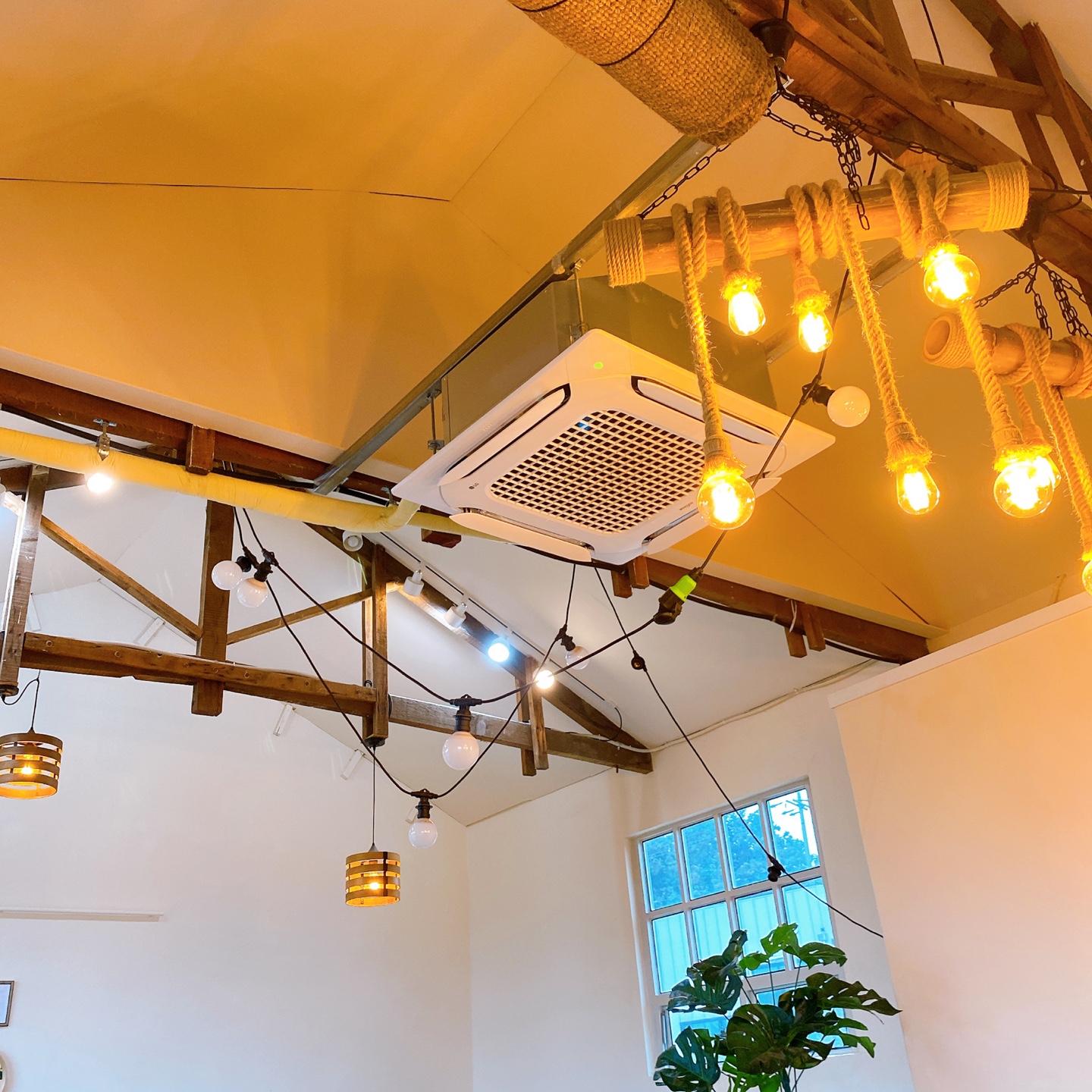 제주 애월 하트시그널3 빨간지붕 이너프 카페