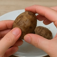 토란 껍질 까는법