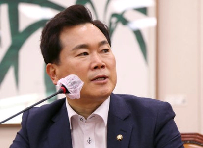 김승수 국회의원 프로필 나이 고향 학력 재산 페이스북