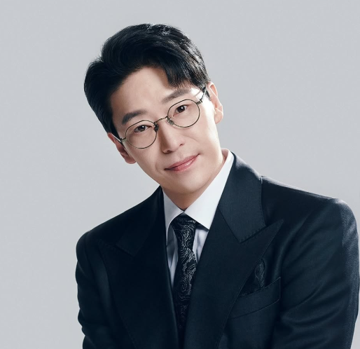 엄기준 22일 결혼 48세 품절남되다! 인스타그램4