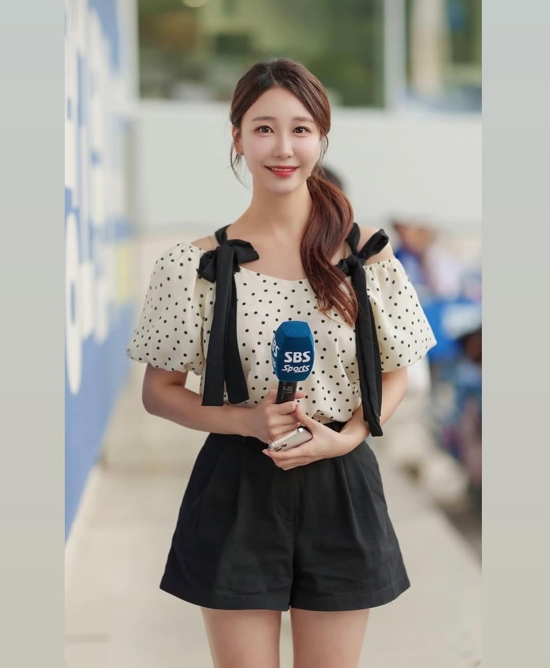 이지현 아나운서 현장 리포팅 사진