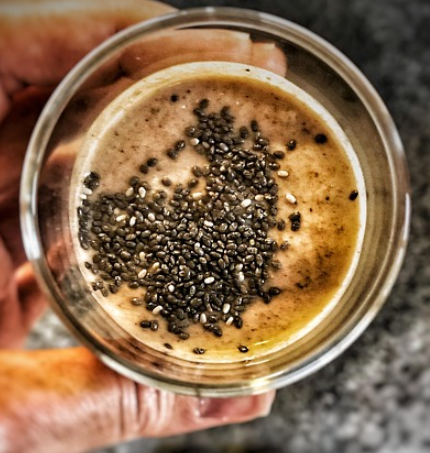 햄프시드 오일로 만든 푸딩 모습