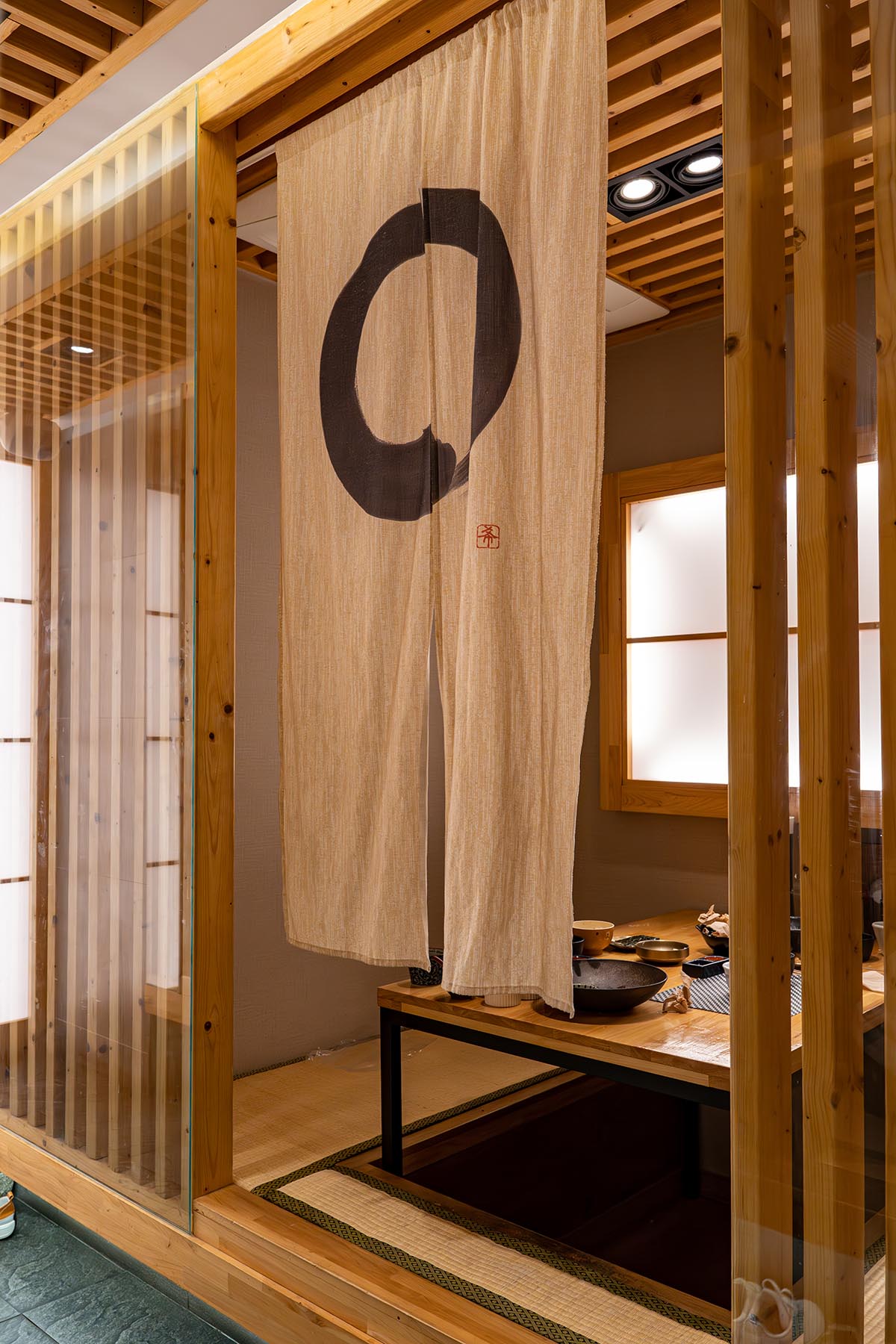 초밥정식당 내부