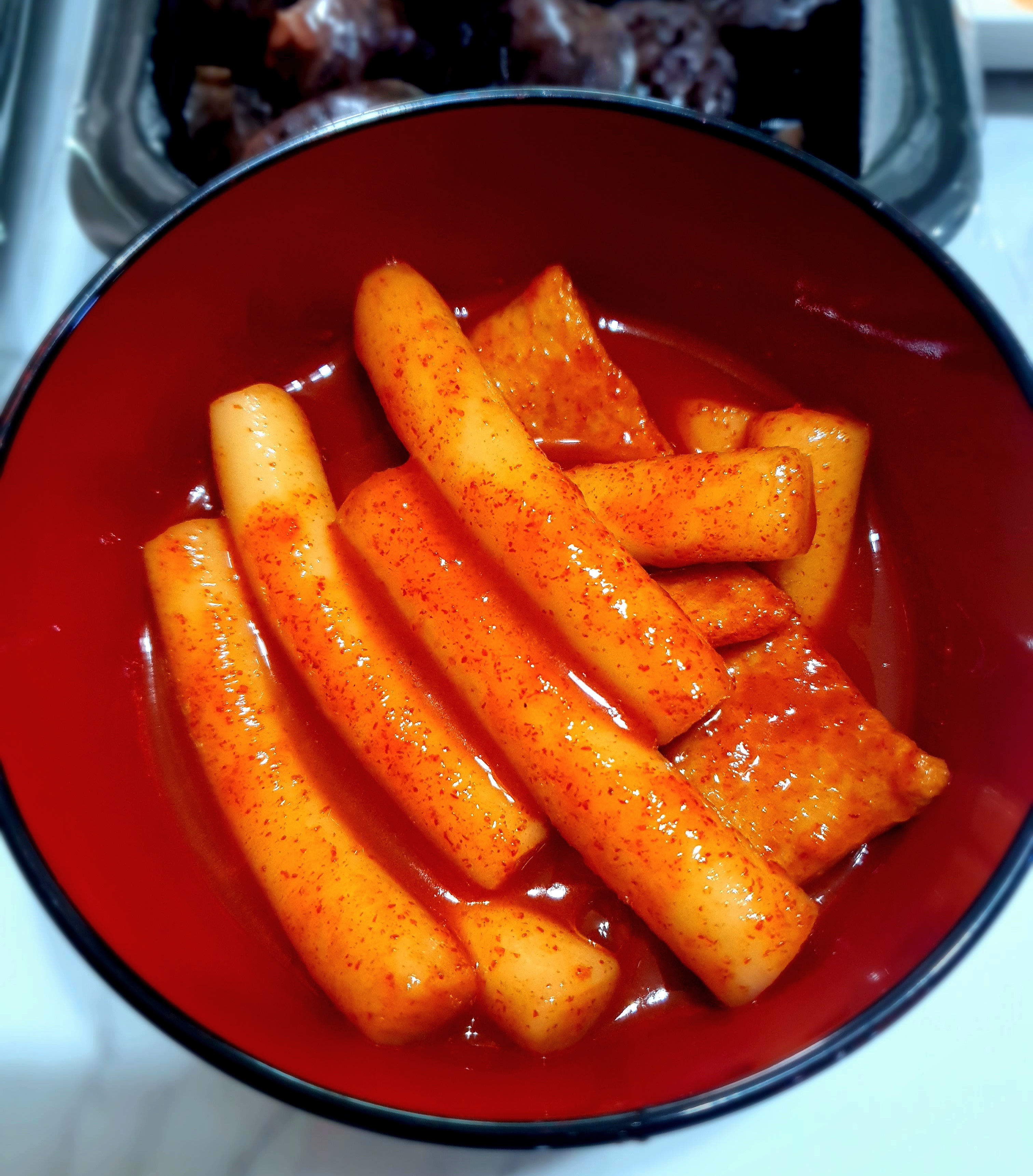 떡볶이-양도-많았어요.