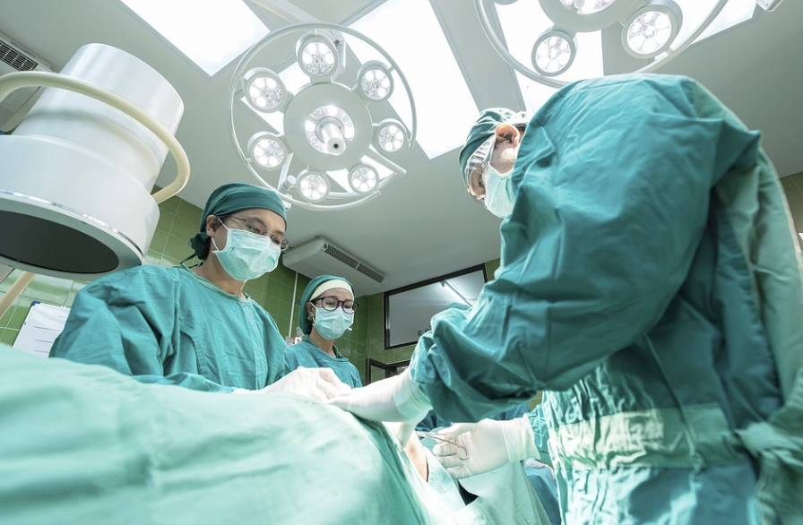 유나이티드 헬스의 보험, 의료 서비스 이미지