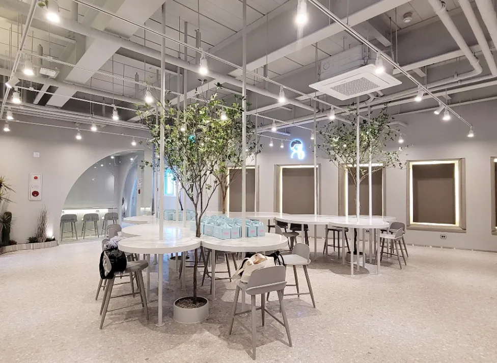 디저트 39 인테리어1