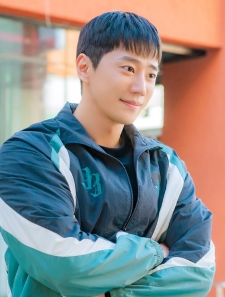 가수-겸-배우-이준영