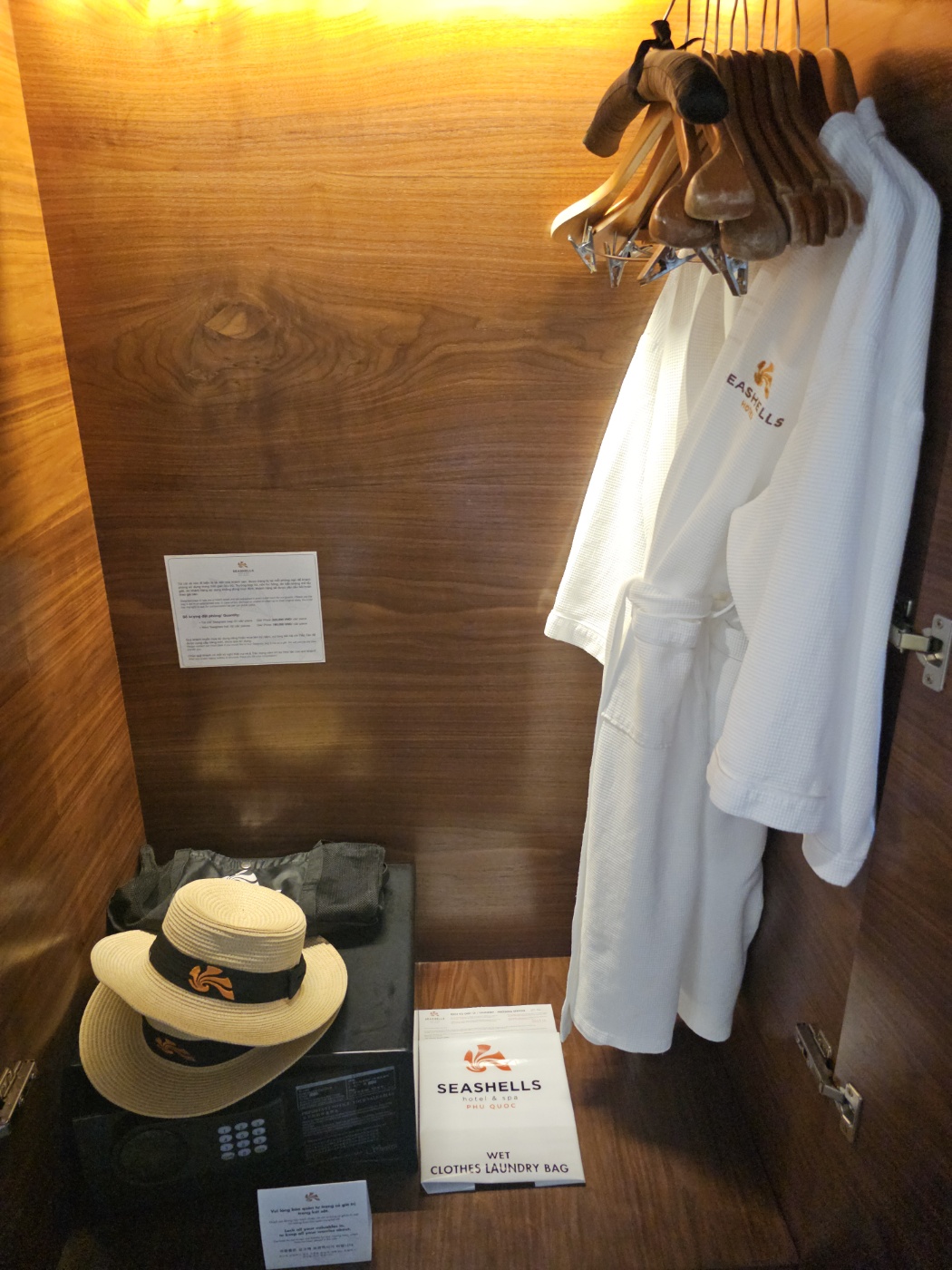 SEASHELLS 호텔 후기 (체크인&#44; 객실&#44; 조식)