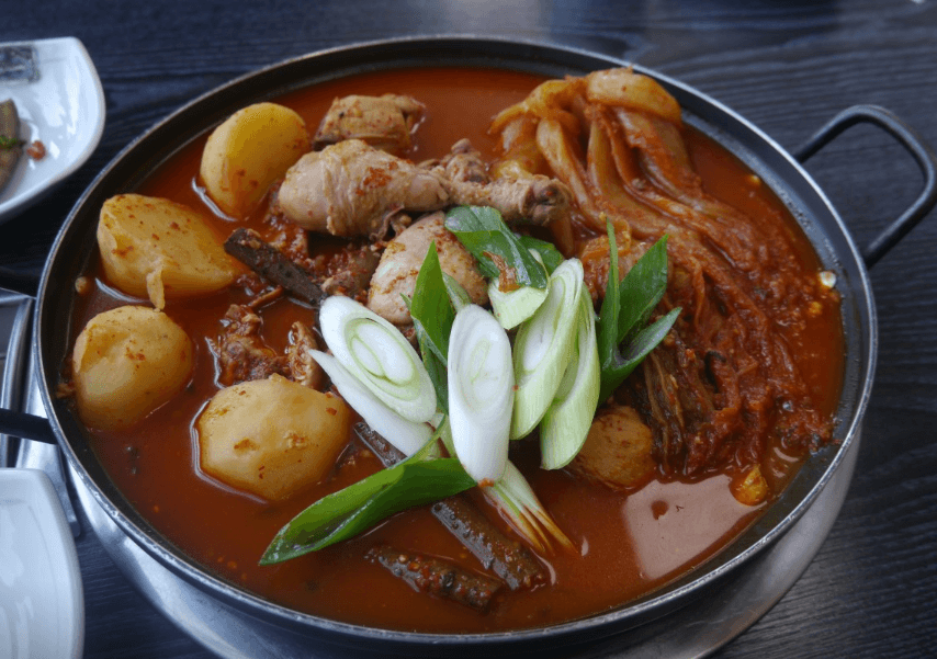 생방송투데이 묵은지닭볶음탕 묵은지보쌈 평택