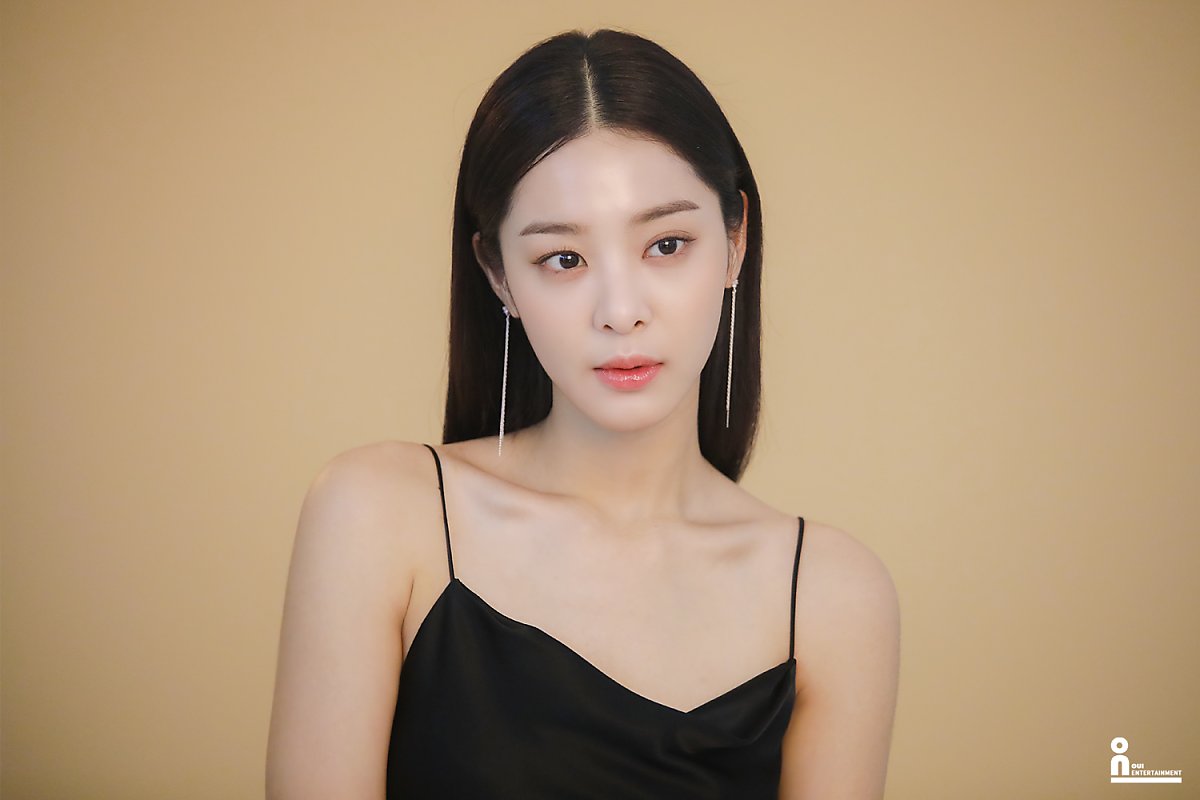 오아시스 설인아