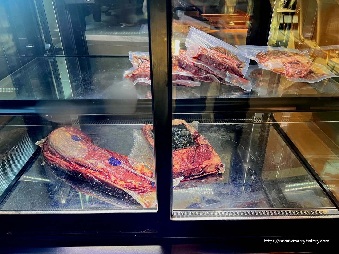 고기 저장고 사진