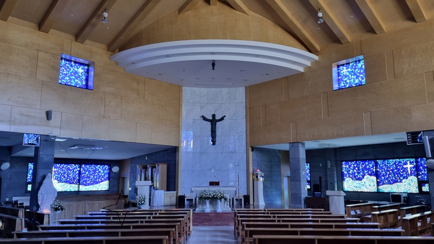 제주교구 김기량성당 성전 안 사진