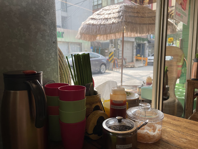 마포 망원동 쌀국수집 '라오삐약'