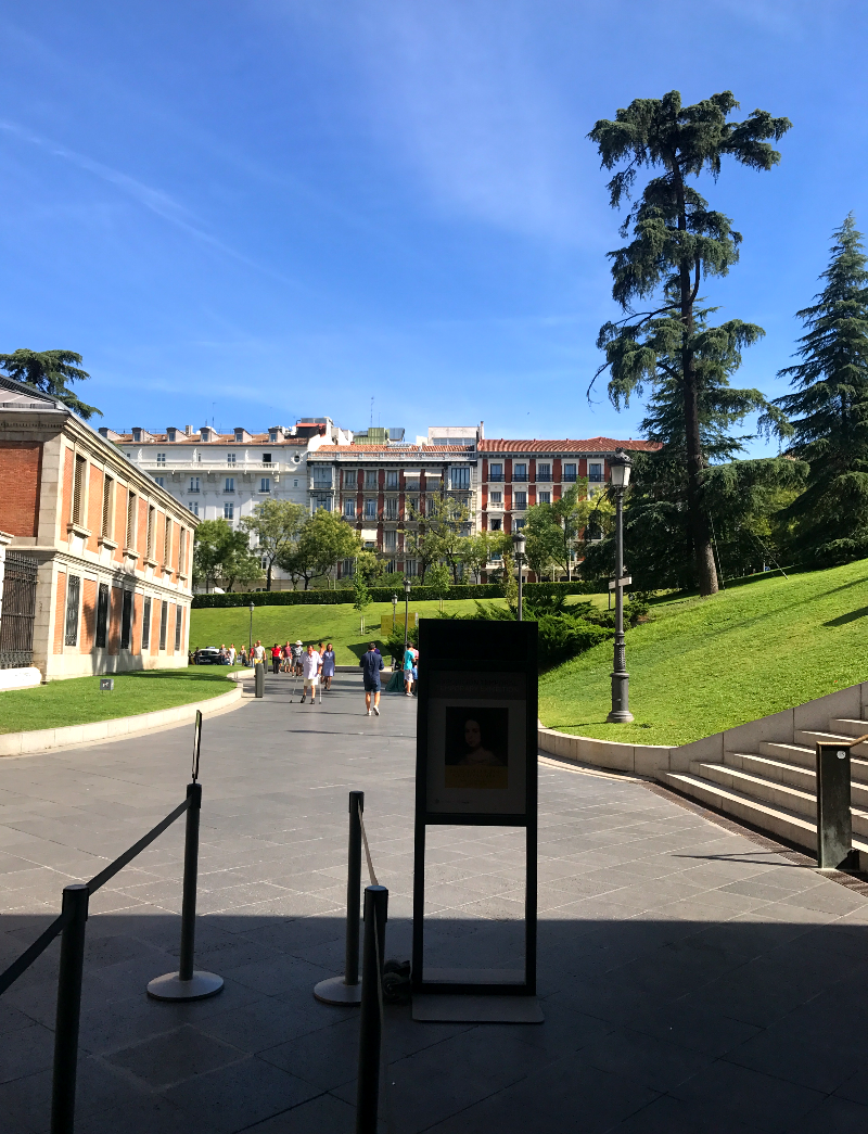 프라도 미술관 입구