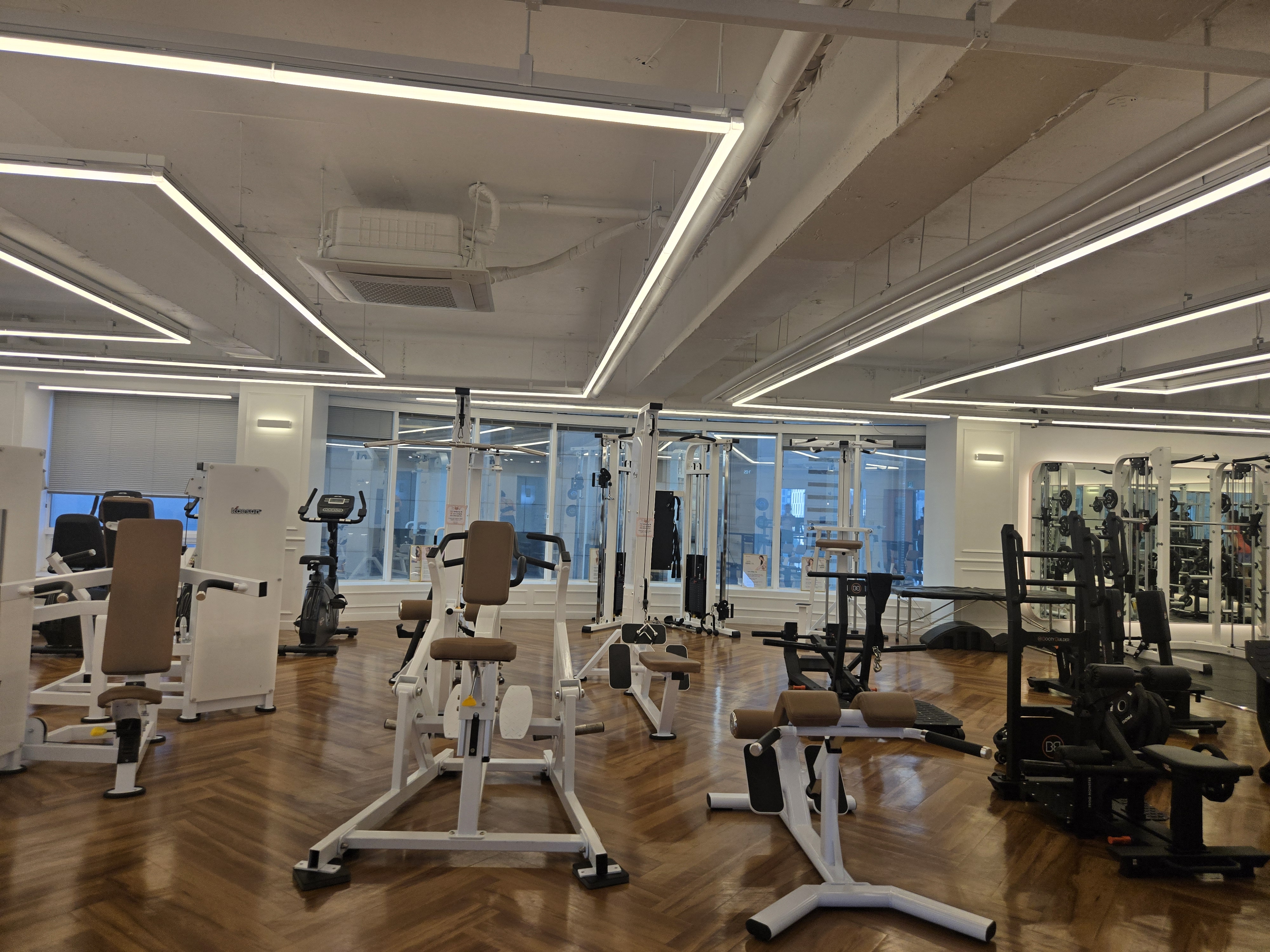 6층 상체운동존