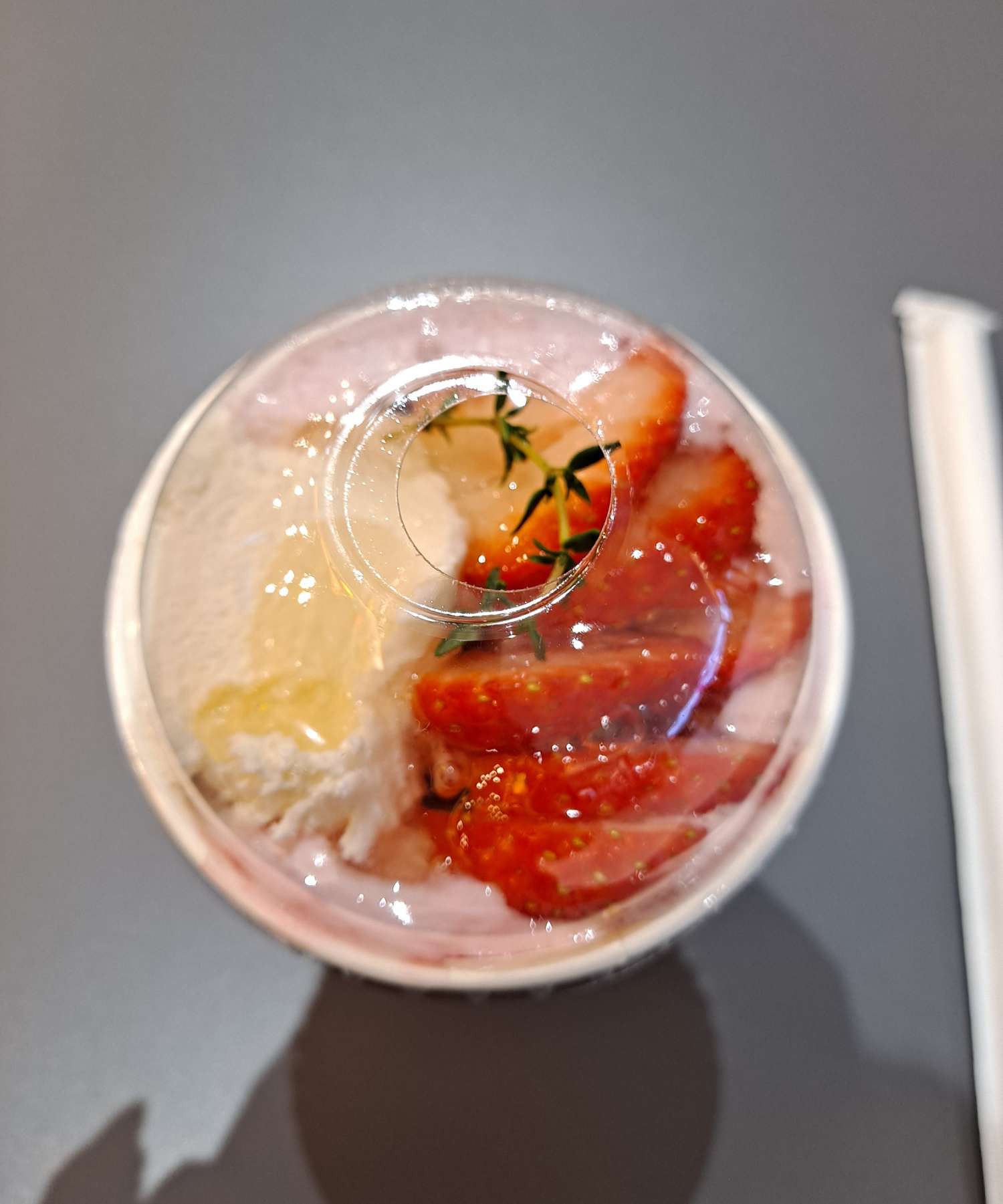 베브릿지 딸기음료