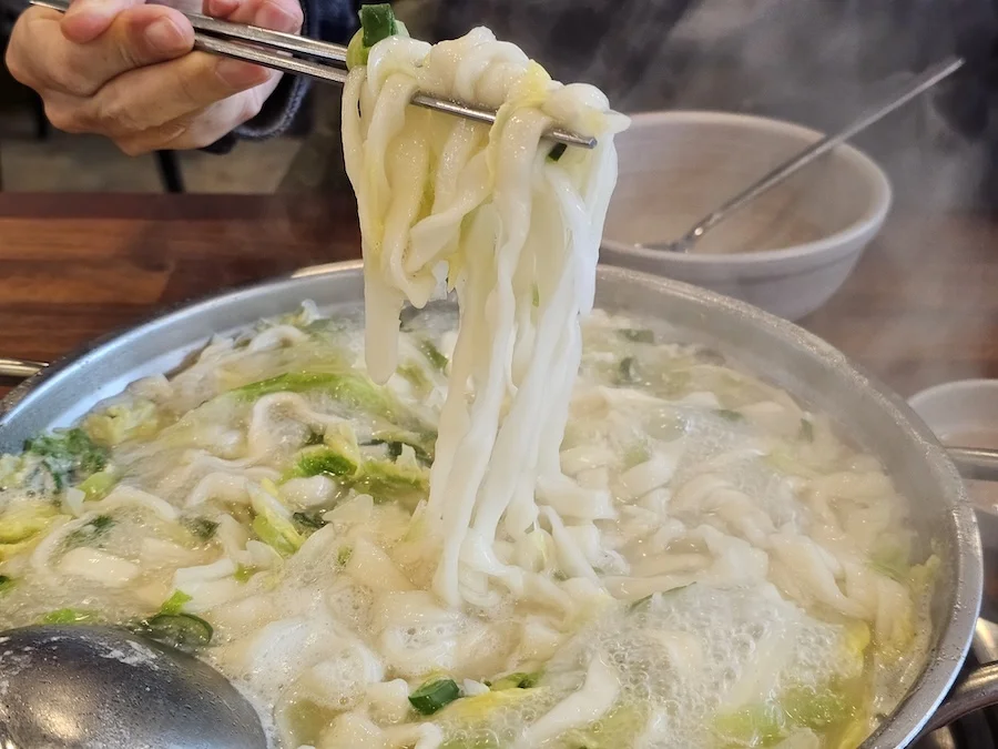 영종도 칼국수 보쌈 맛집 조은전골칼국수