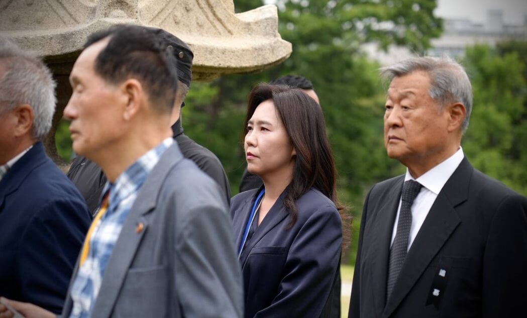 강유정 국회의원 프로필